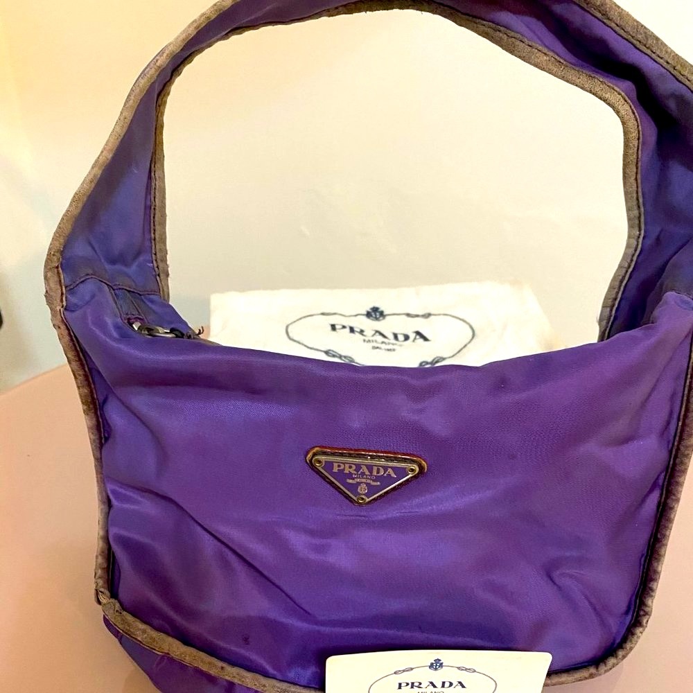 Vintage & Rare Purple Prada Tessuto Egg Fabric Bag - Picture 3 of 16